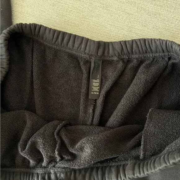 SKIMS mens classic jogger XL black dark grey French terry sweatpants 100% cotton - Picture 8 of 12